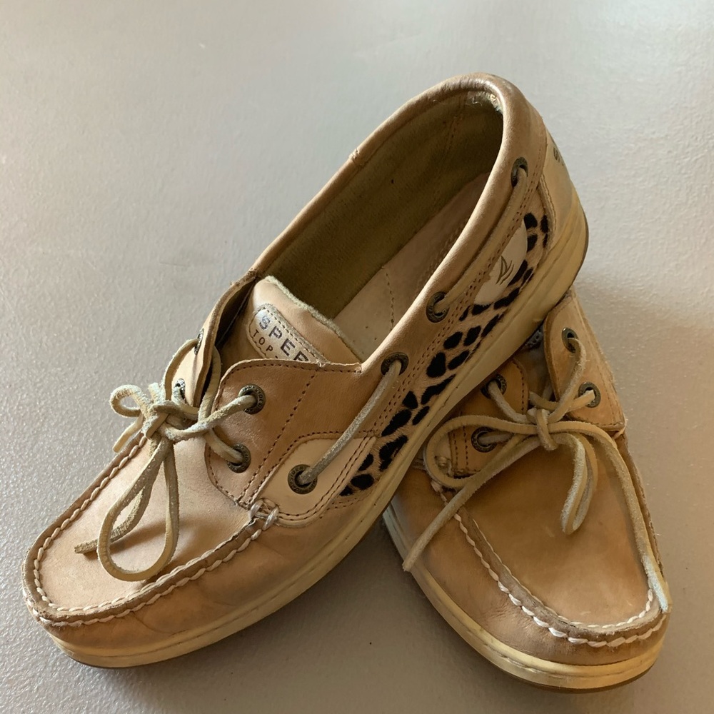 Sperry Shoes With Cheetah Print - image 3
